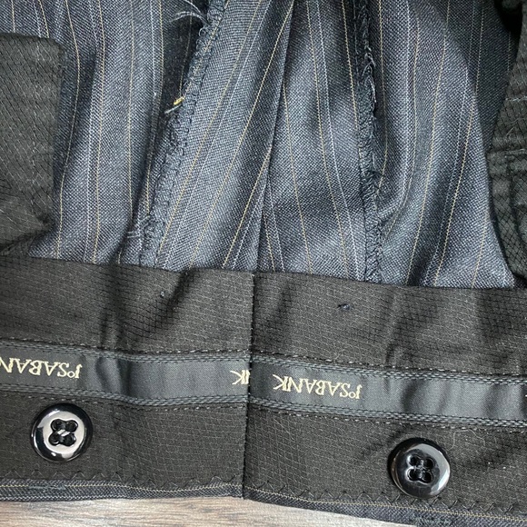 Jos A Bank Signature Grey w/ Gold Pinstripe Suit - Picture 7 of 7